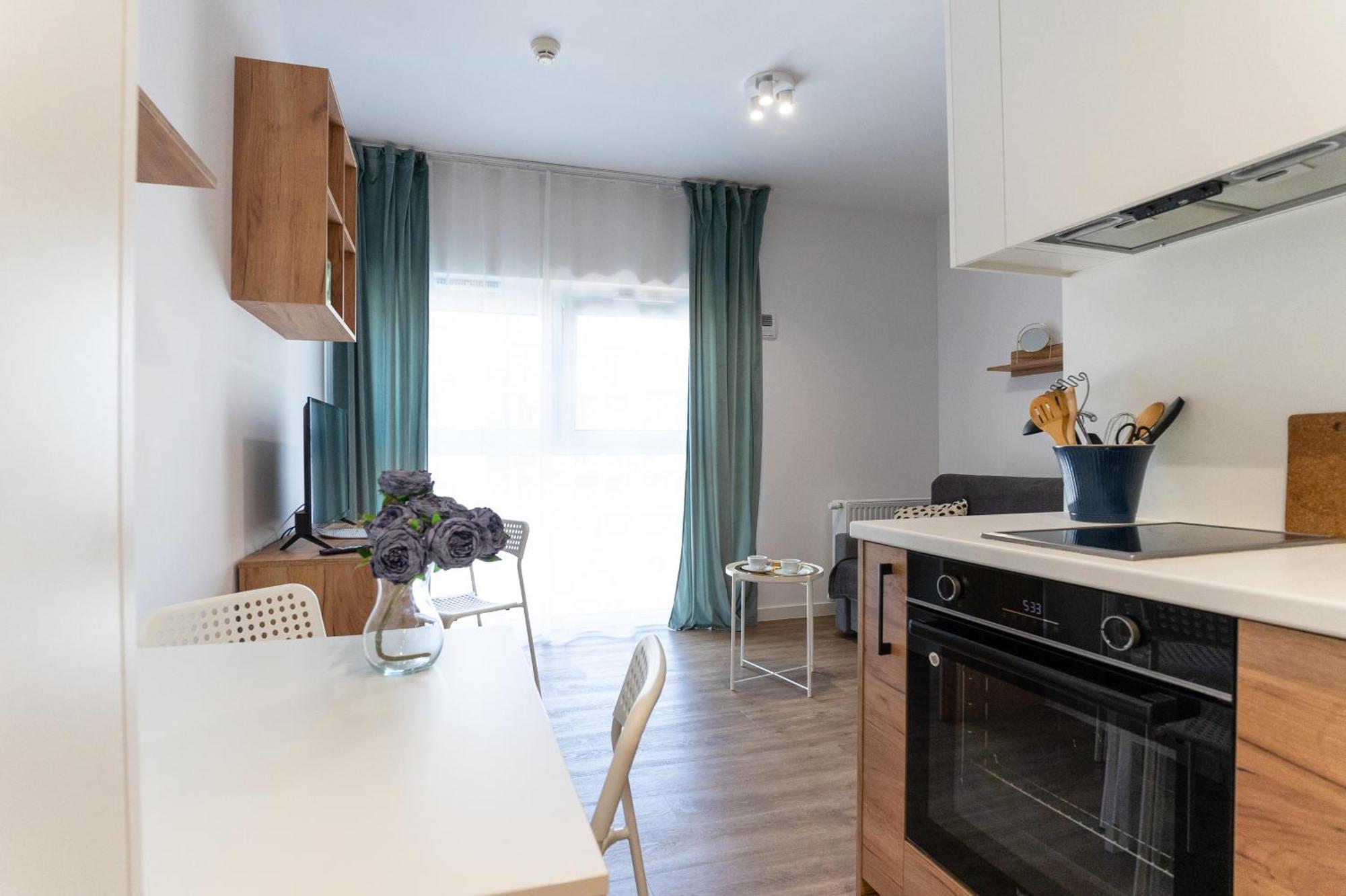 Apartamenty Jaworska 4 - Properunit วรอตซวาฟ ภายนอก รูปภาพ
